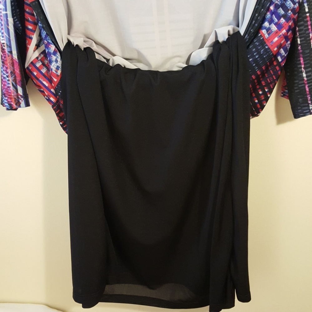 Dress - Picture 7 of 7